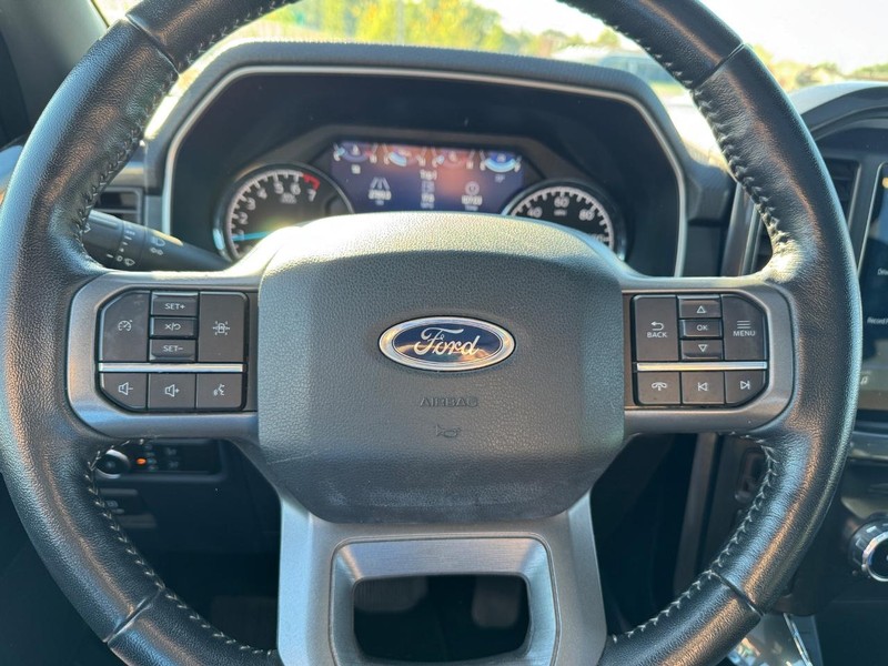 Ford F-150 Vehicle Full-screen Gallery Image 20