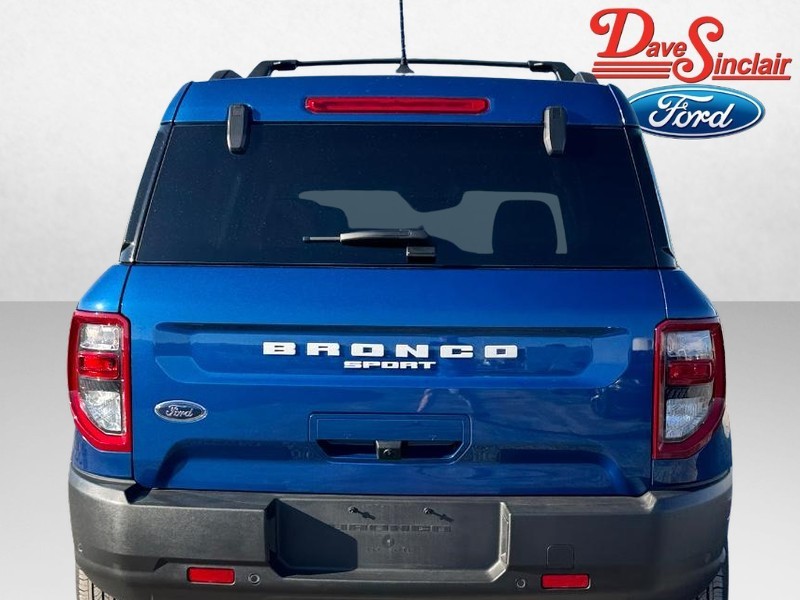Ford Bronco Sport Vehicle Full-screen Gallery Image 08
