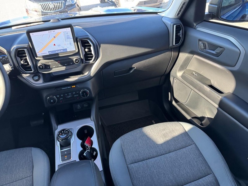 Ford Bronco Sport Vehicle Full-screen Gallery Image 15
