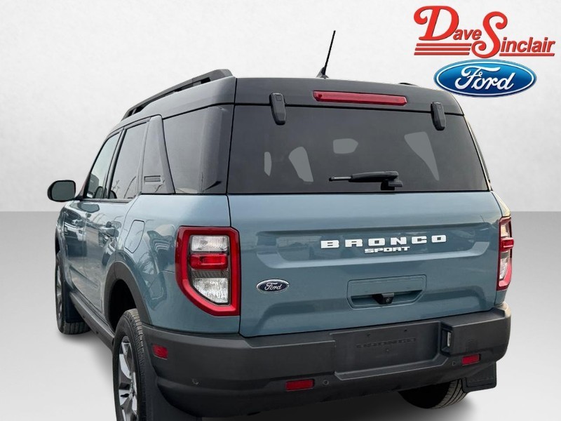 Ford Bronco Sport Vehicle Full-screen Gallery Image 09