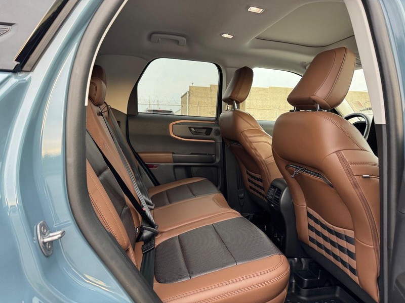 Ford Bronco Sport Vehicle Full-screen Gallery Image 13