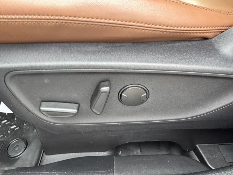 Ford Bronco Sport Vehicle Full-screen Gallery Image 18