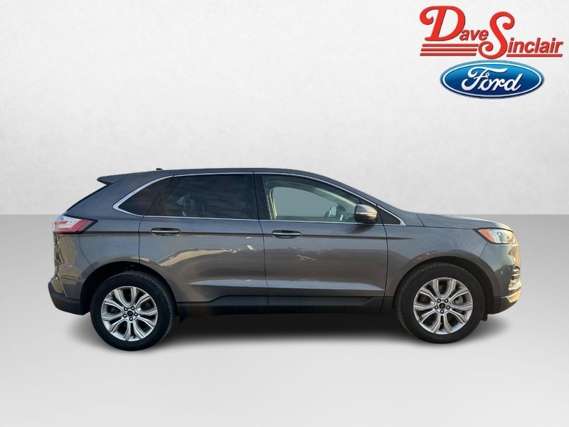 Ford Edge Vehicle Full-screen Gallery Image 05