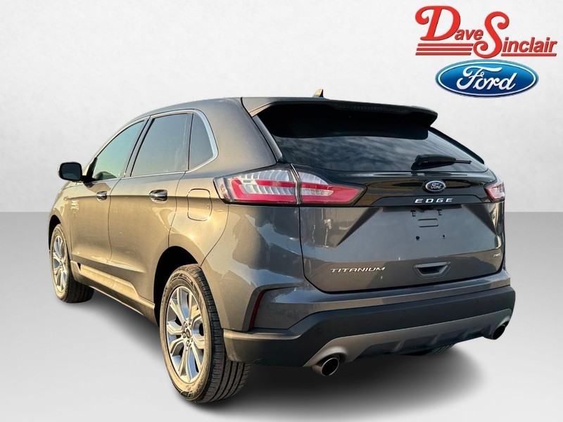 Ford Edge Vehicle Full-screen Gallery Image 09