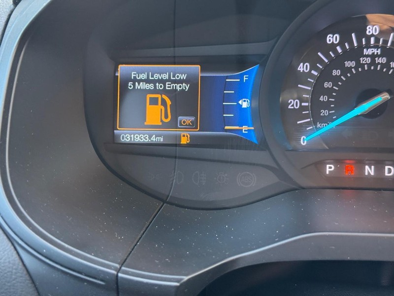Ford Edge Vehicle Full-screen Gallery Image 25