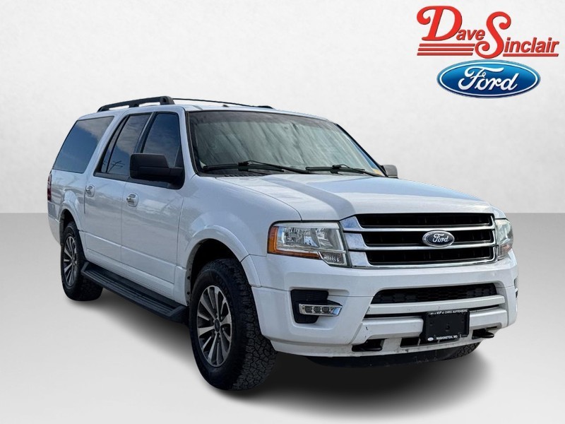 Ford Expedition EL Vehicle Full-screen Gallery Image 04