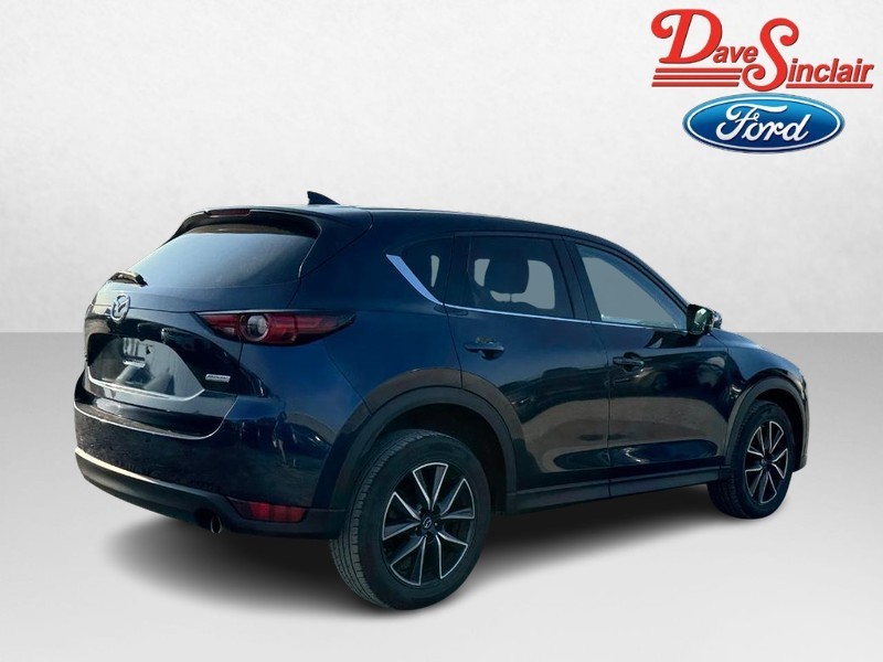 Mazda CX-5 Vehicle Full-screen Gallery Image 07