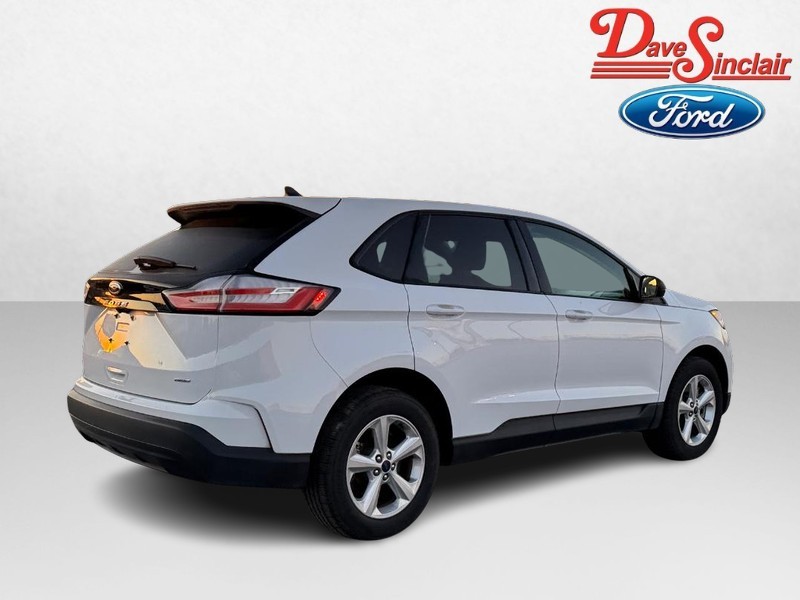 Ford Edge Vehicle Full-screen Gallery Image 07