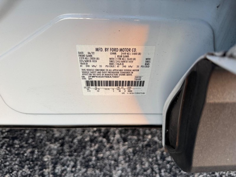 Ford Edge Vehicle Full-screen Gallery Image 25