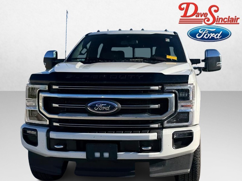 Ford Super Duty F-250 SRW Vehicle Full-screen Gallery Image 02