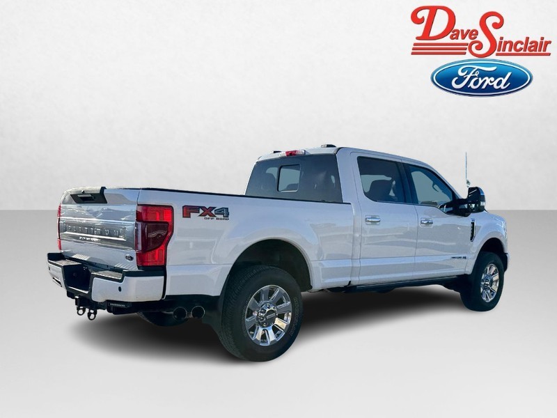 Ford Super Duty F-250 SRW Vehicle Full-screen Gallery Image 07