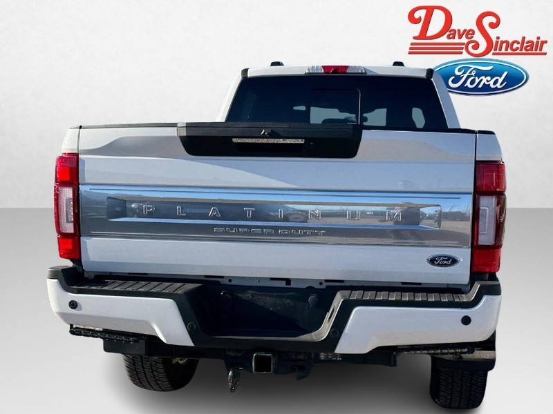 Ford Super Duty F-250 SRW Vehicle Full-screen Gallery Image 08