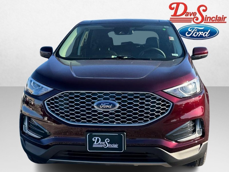 Ford Edge Vehicle Full-screen Gallery Image 02