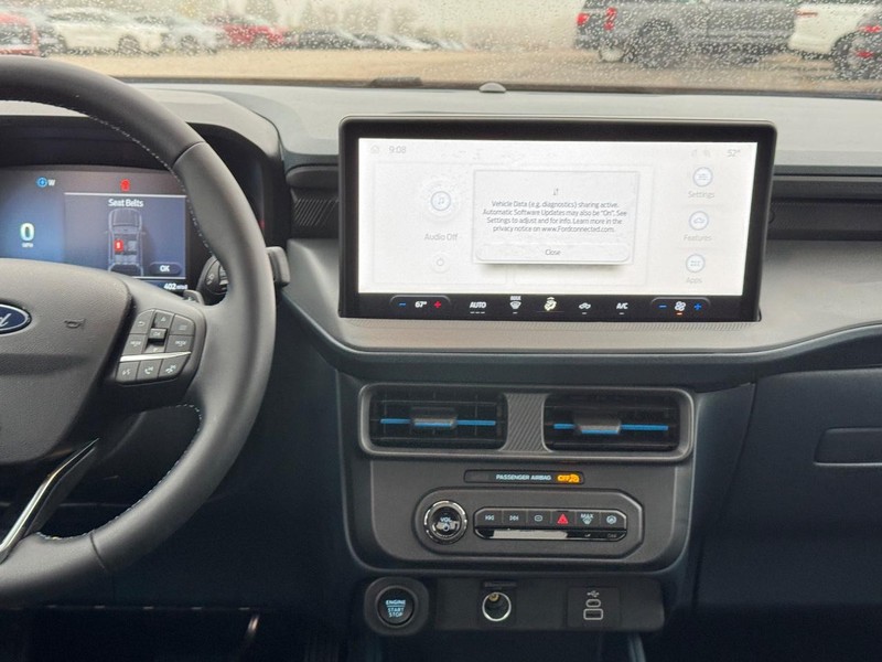 Ford Maverick Vehicle Full-screen Gallery Image 15