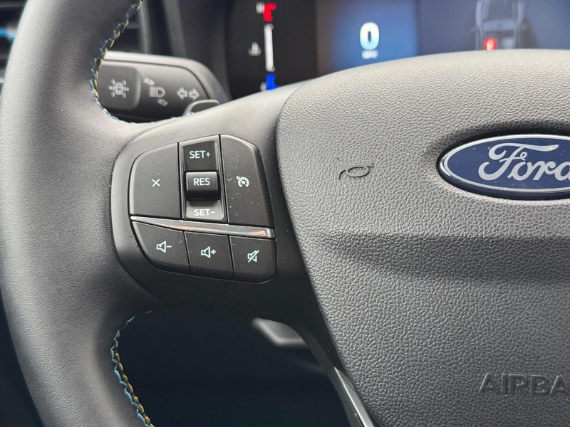 Ford Maverick Vehicle Full-screen Gallery Image 20