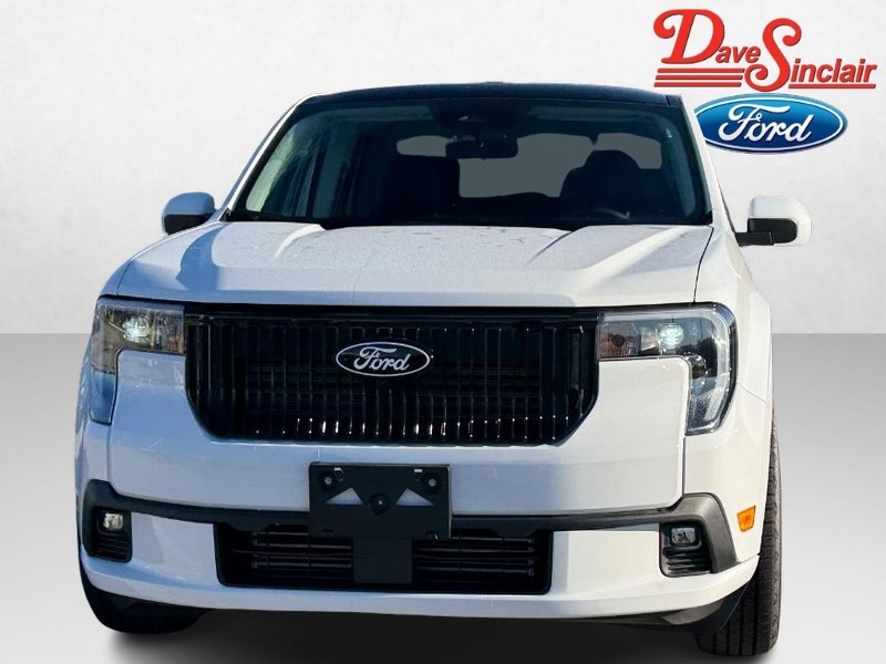 Ford Maverick Vehicle Full-screen Gallery Image 02