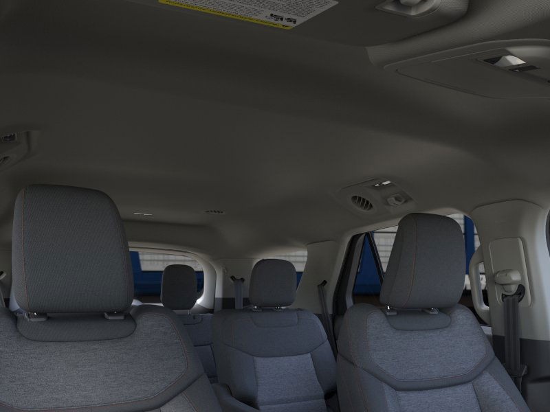 Ford Explorer Vehicle Full-screen Gallery Image 24