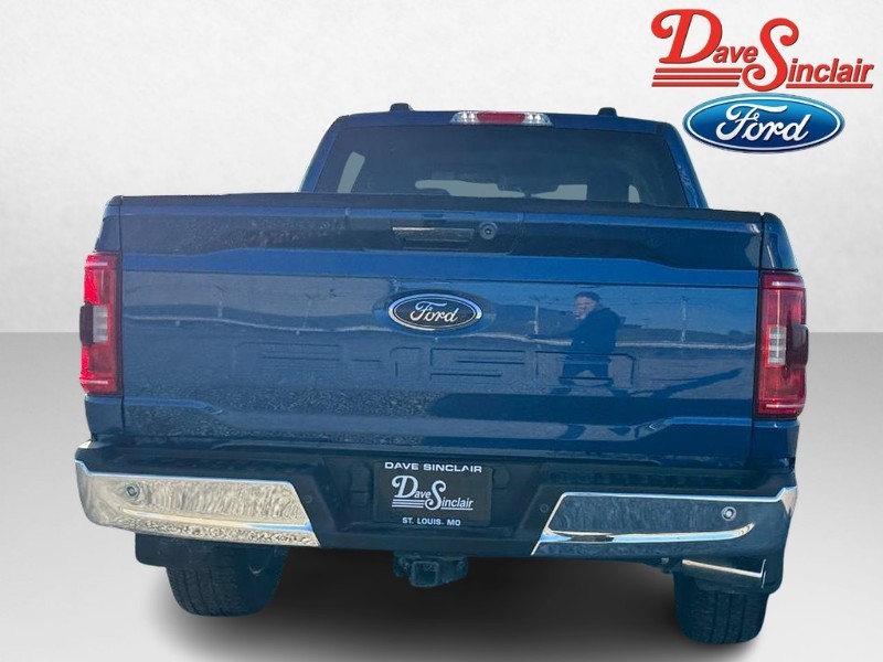 Ford F-150 Vehicle Full-screen Gallery Image 07