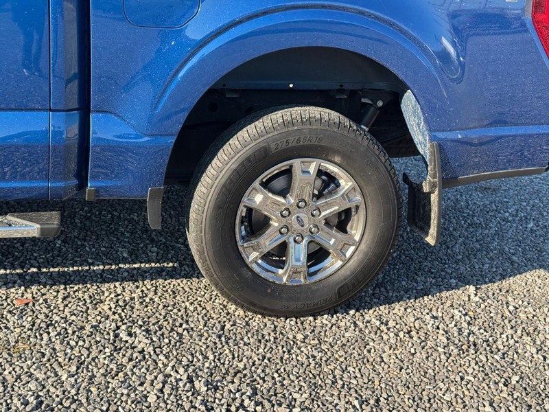 Ford F-150 Vehicle Full-screen Gallery Image 11