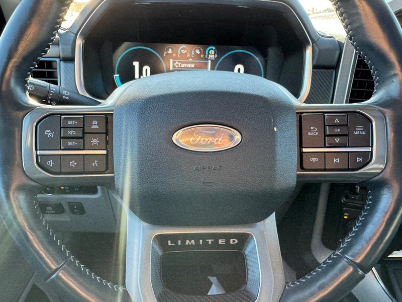 Ford F-150 Vehicle Full-screen Gallery Image 20