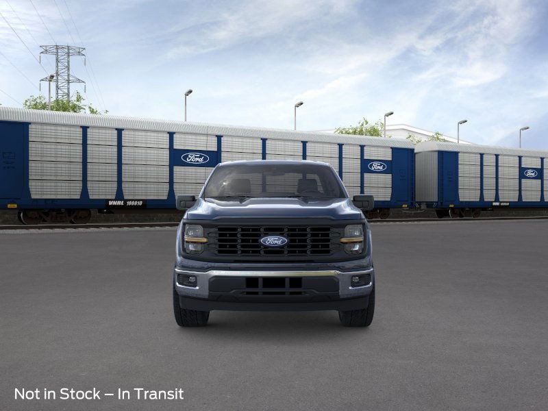 Ford F-150 Vehicle Full-screen Gallery Image 08