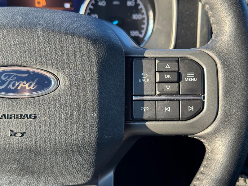 Ford F-150 Vehicle Full-screen Gallery Image 20