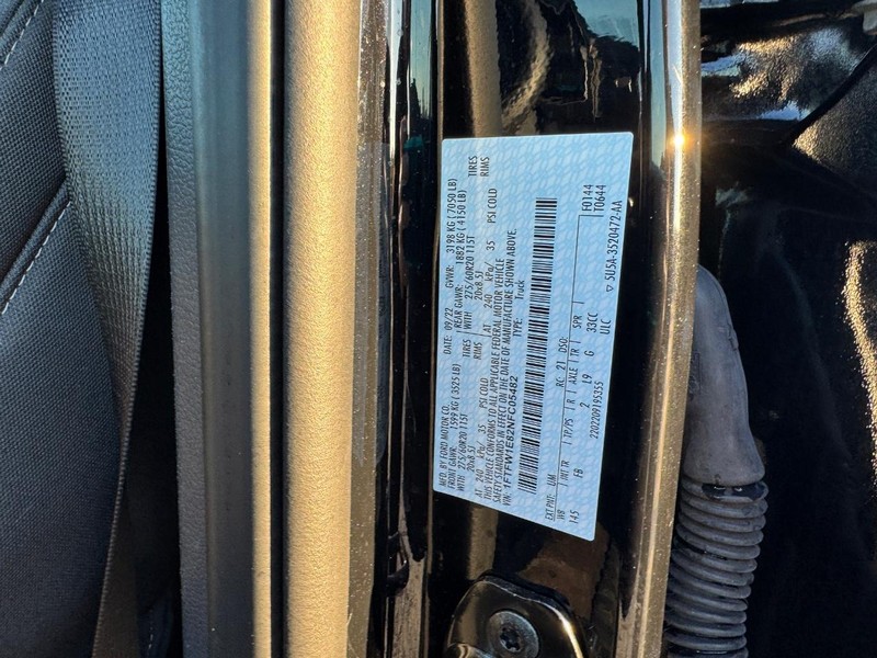 Ford F-150 Vehicle Full-screen Gallery Image 24