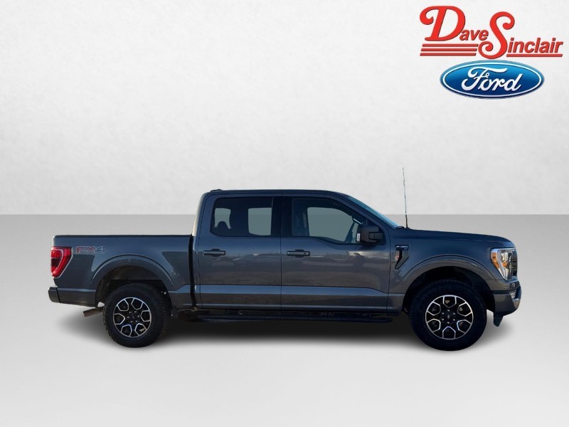 Ford F-150 Vehicle Full-screen Gallery Image 05
