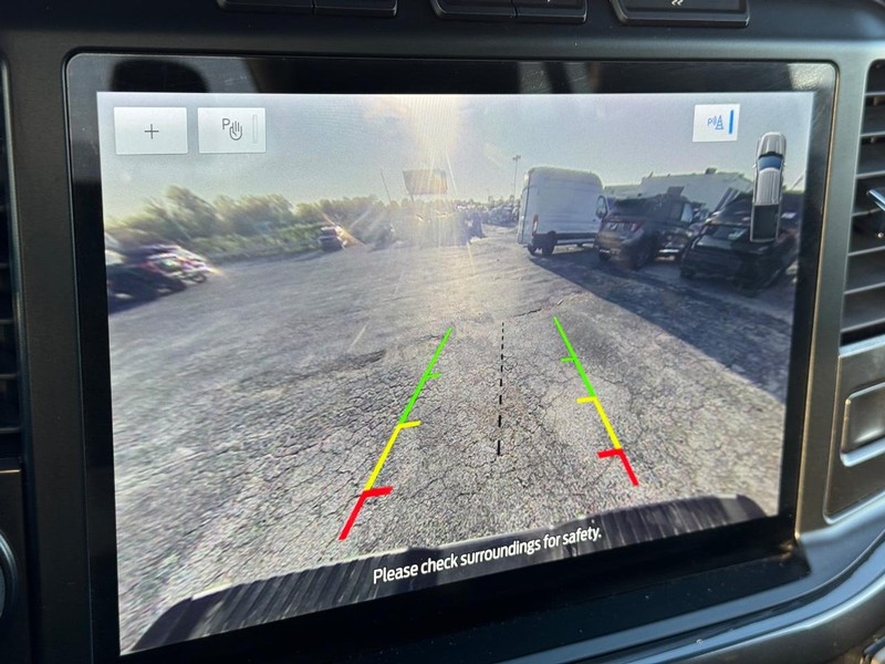 Ford F-150 Vehicle Full-screen Gallery Image 22