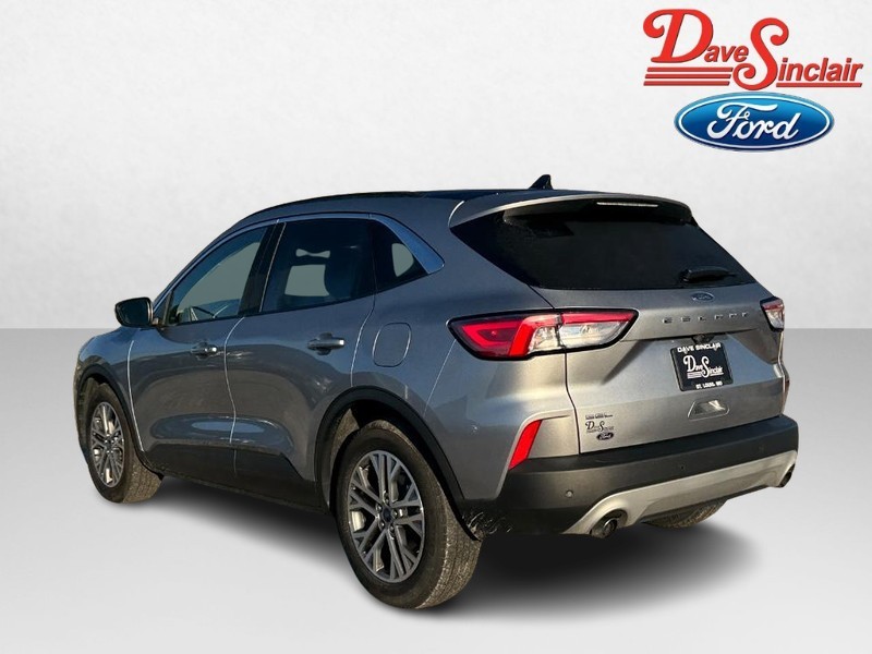 Ford Escape Vehicle Full-screen Gallery Image 09