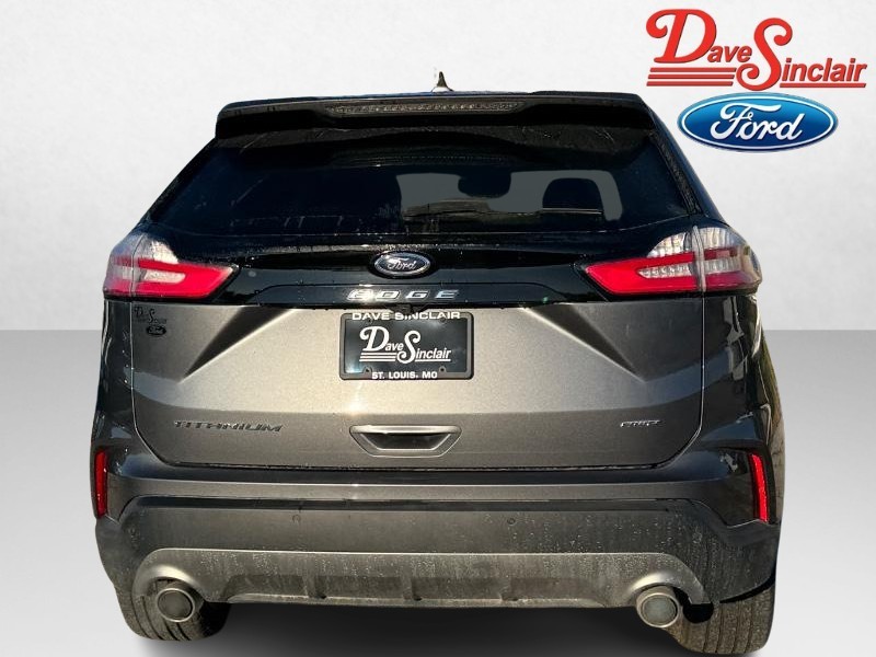 Ford Edge Vehicle Full-screen Gallery Image 08