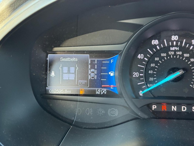 Ford Edge Vehicle Full-screen Gallery Image 24