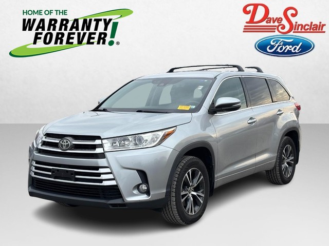St. Louis MO 2017 Toyota Highlander more details - toyota highlander