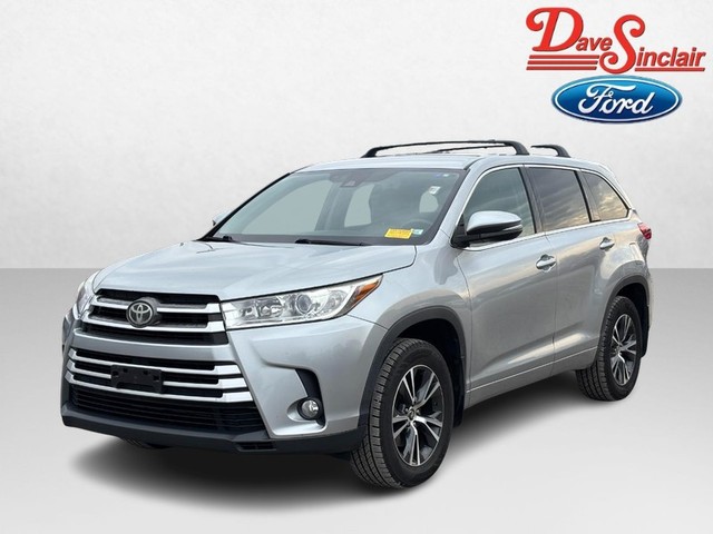 St. Louis MO 2017 Toyota Highlander more details - toyota highlander