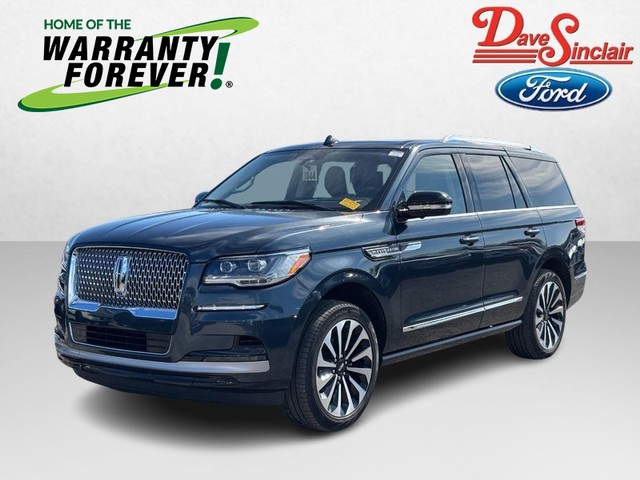 St. Louis MO 2022 Lincoln Navigator more details - lincoln navigator