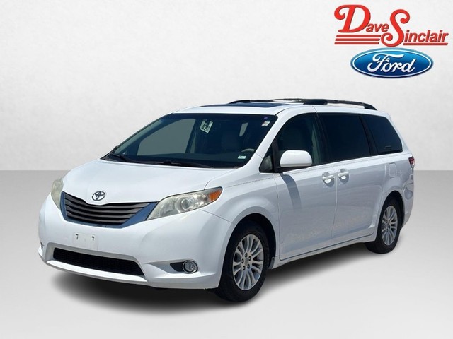 St. Louis MO 2014 Toyota Sienna more details - toyota sienna