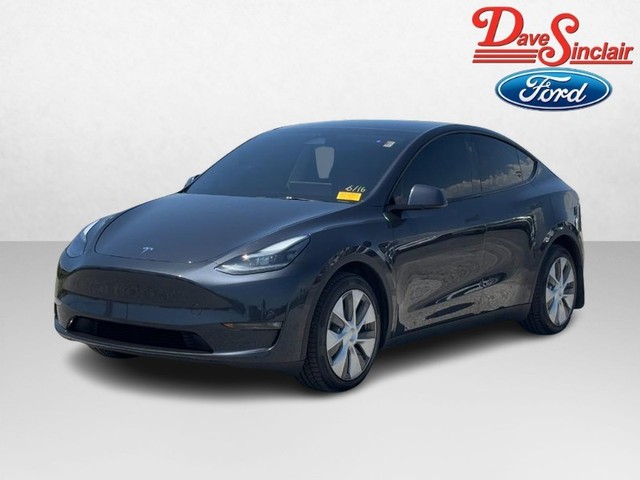 St. Louis MO 2024 Tesla Model Y more details - tesla model y