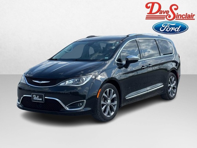 St. Louis MO 2017 Chrysler Pacifica more details - chrysler pacifica