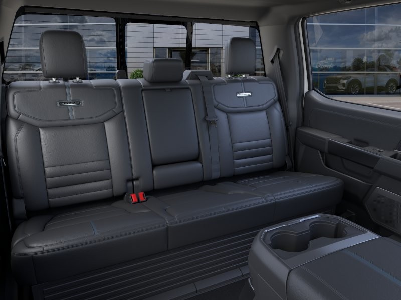 2026 Ford F-250 Super Duty Platinum - Photo 13