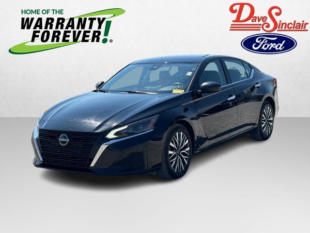 St. Louis MO 2025 Nissan Altima more details - nissan altima