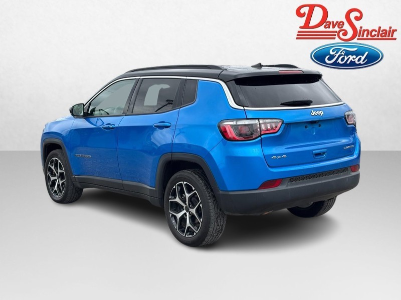 2025 Jeep Compass Limited - Photo 9