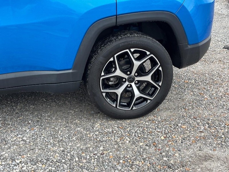 2025 Jeep Compass Limited - Photo 12