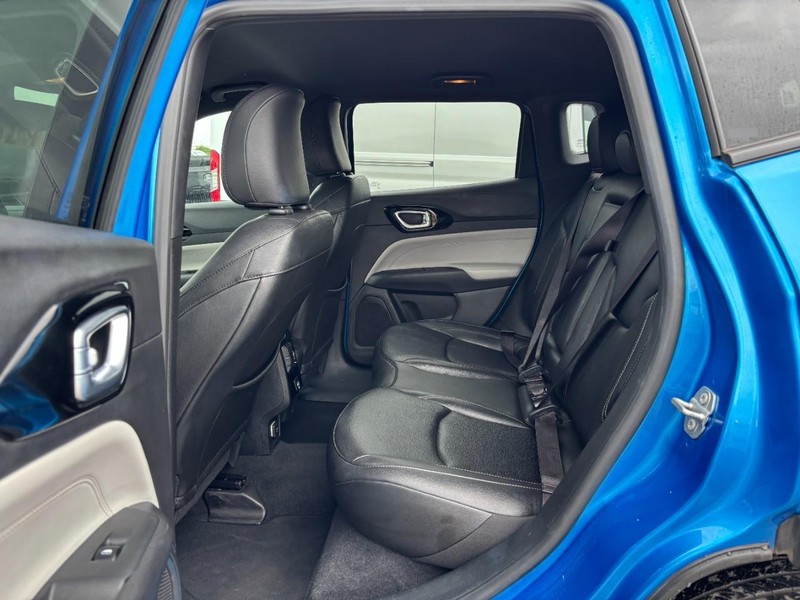 2025 Jeep Compass Limited - Photo 13