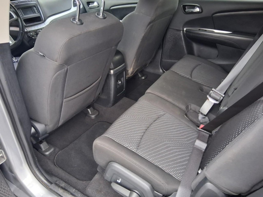 2018 Dodge Journey SE - Photo 10