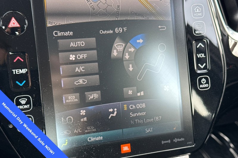 Toyota Prius Prime Vehicle Full-screen Gallery Image 22