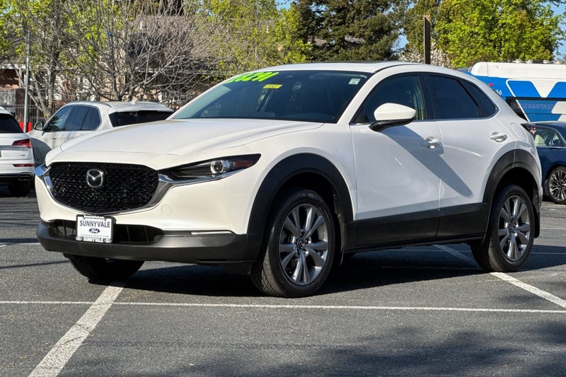 Mazda CX-30 Vehicle Full-screen Gallery Image 09
