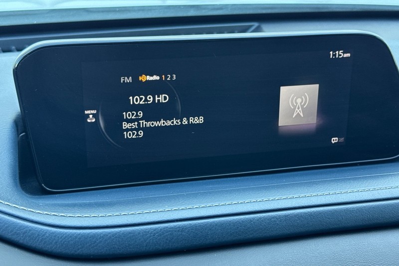 Mazda CX-30 Vehicle Full-screen Gallery Image 19