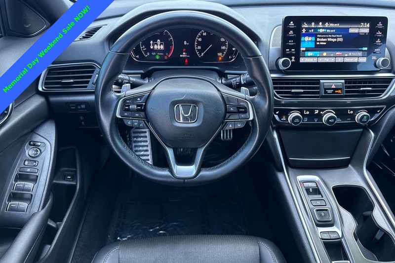 Honda Accord Sedan Vehicle Full-screen Gallery Image 14