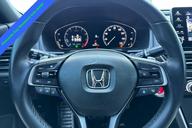 Honda Accord Sedan Vehicle Full-screen Gallery Image 22