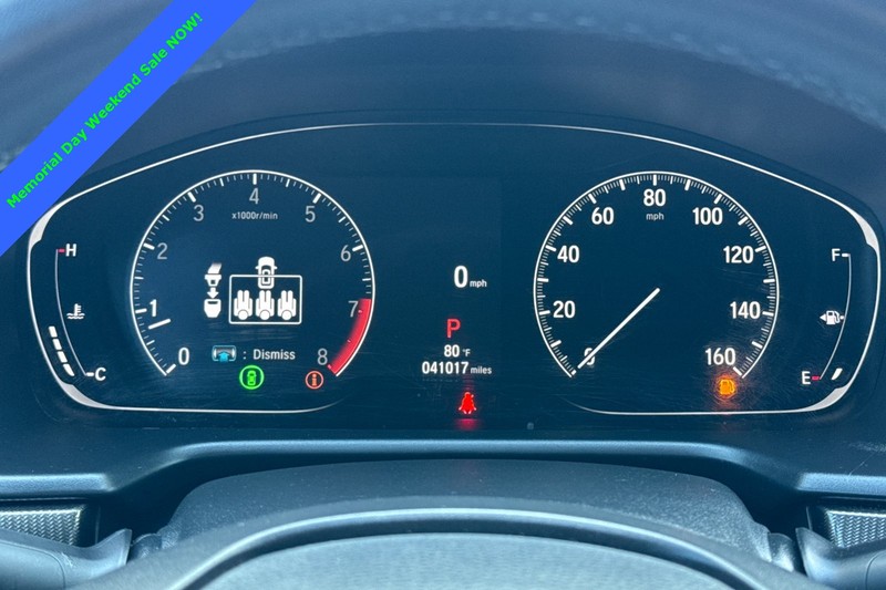 Honda Accord Sedan Vehicle Full-screen Gallery Image 23